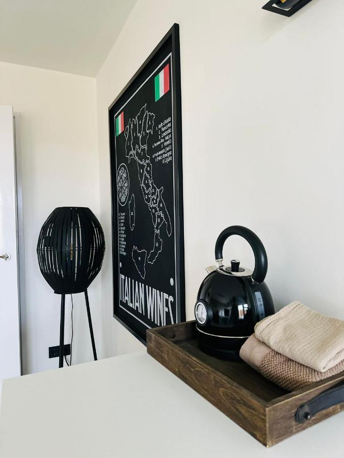 Appartamento Studio Aan De Maas Zwijndrecht Esterno foto